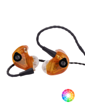 Westone EAS30 Formstopt In Ear Monitor. Denne spesialtilpassede in-ear-monitoren er designet med tanke på individuell passform og lydkvalitet. Den har en avansert konfigurasjon med tre separate drivere som arbeider sammen for å gi en detaljert og presis lydgjengivelse. tilpasses ørets unike form og sikrer en tettsittende og komfortabel passform. Westone formstøpte in-ear monitor med 3 drivere er ideell for profesjonelle musikere, lydteknikere og audiofile som søker en høyoppløst og engasjerende monitorløsning.