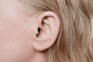 Usynlige høreapparater anskaffet hos Høvik Hørsel i Bærum utenfor Oslo